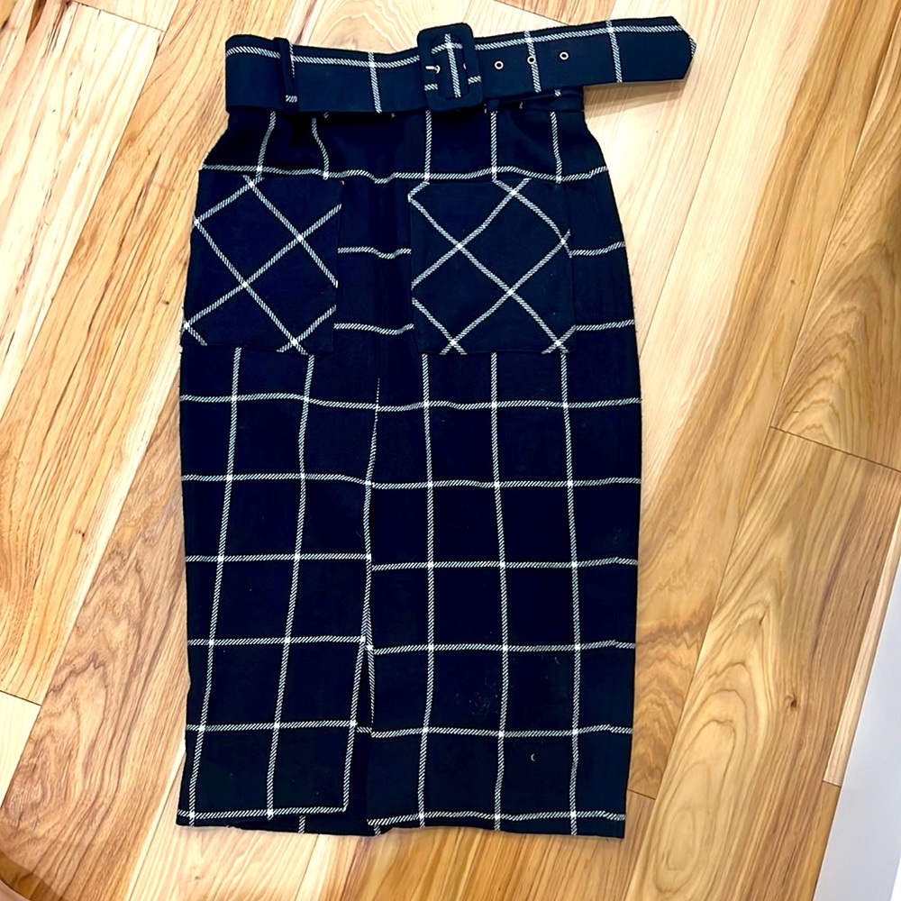 Zara Black Windowpane Midi Skirt with Belt
